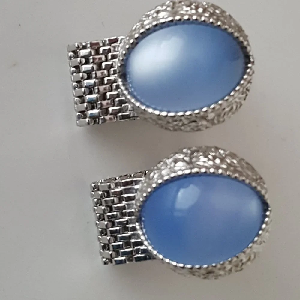 Cufflinks Vintage Swank Moonglow Cat's Eye Silvertone Metal Mesh Wrap**